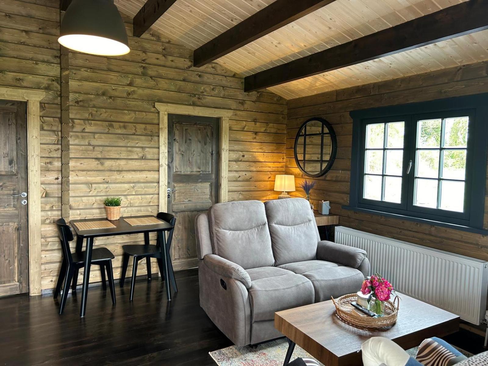 Little Rock Retreat Log Cabin With Hot Tub Castletown Gheoghegan Exteriör bild