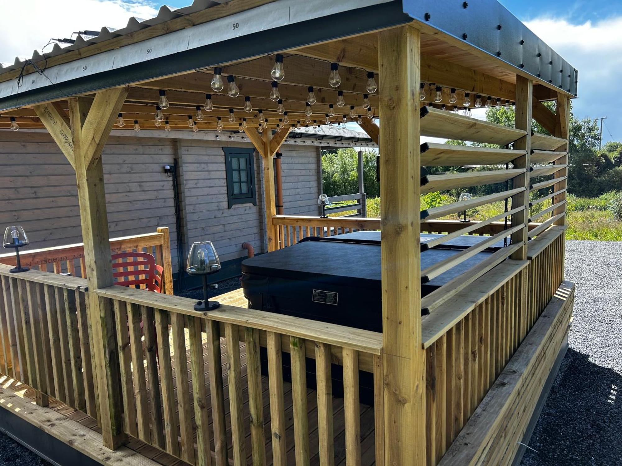 Little Rock Retreat Log Cabin With Hot Tub Castletown Gheoghegan Exteriör bild