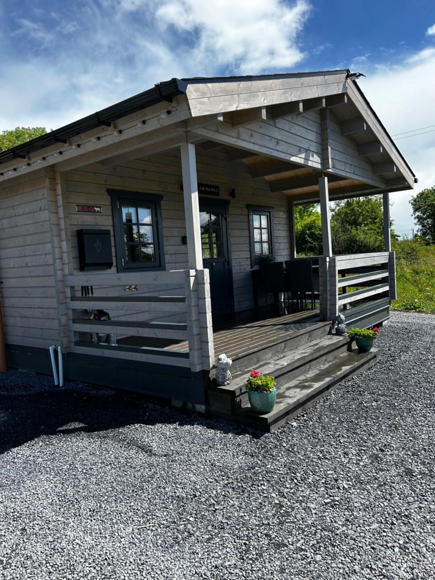 Little Rock Retreat Log Cabin With Hot Tub Castletown Gheoghegan Exteriör bild
