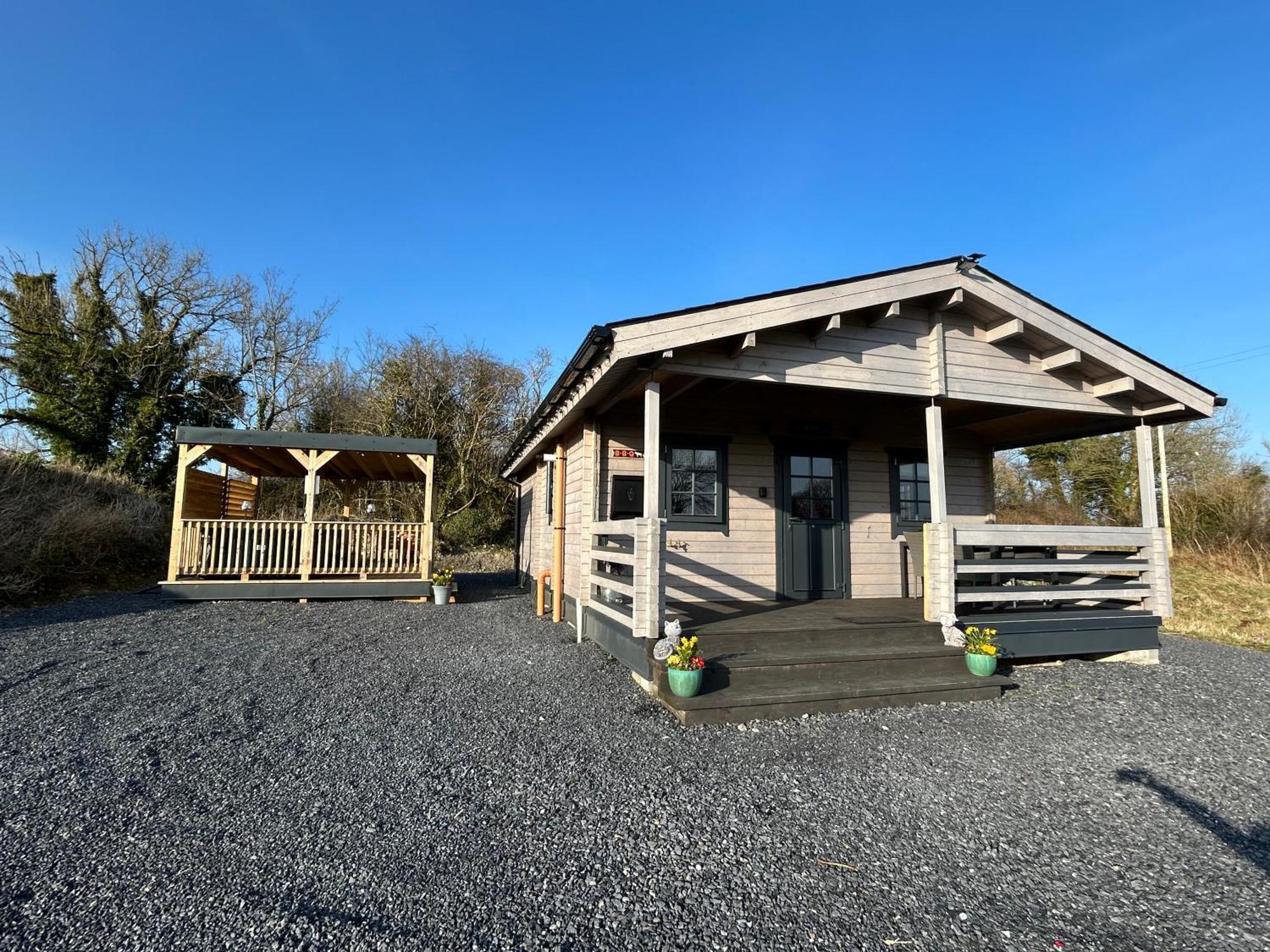 Little Rock Retreat Log Cabin With Hot Tub Castletown Gheoghegan Exteriör bild
